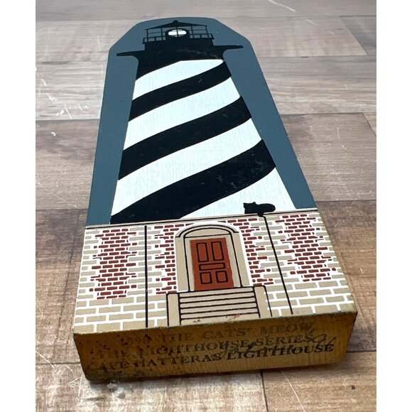 Cats Meow Coastal Lighthouse Decorative Wood Block Sculpture Hatteras Design - Picture 4 of 4